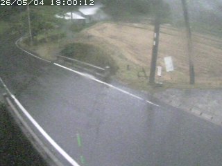 八頭町稗谷
