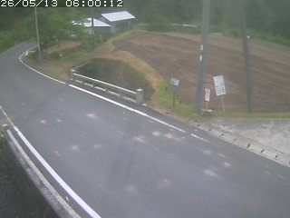 八頭町稗谷