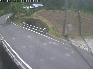八頭町稗谷