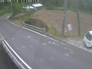 八頭町稗谷