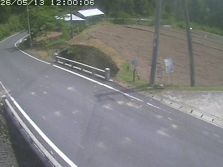 八頭町稗谷