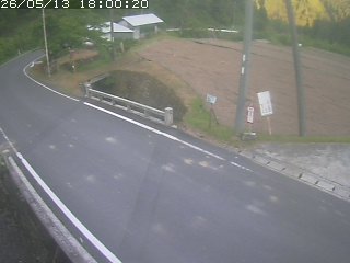 八頭町稗谷