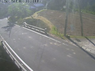 八頭町稗谷
