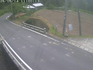 八頭町稗谷