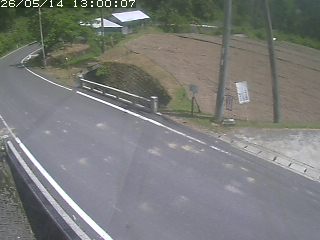 八頭町稗谷