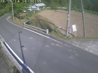 八頭町稗谷