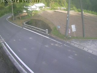 八頭町稗谷