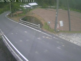 八頭町稗谷