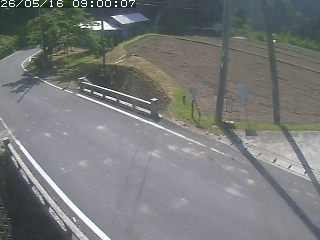 八頭町稗谷