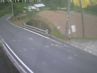 八頭町稗谷