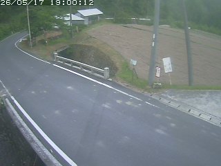 八頭町稗谷