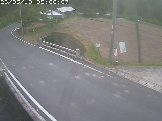 八頭町稗谷