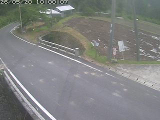 八頭町稗谷