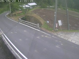 八頭町稗谷