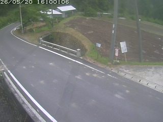 八頭町稗谷