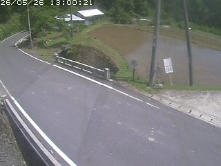 八頭町稗谷
