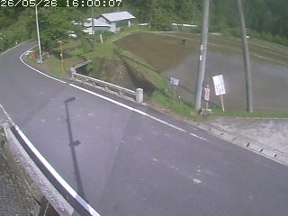 八頭町稗谷