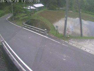 八頭町稗谷