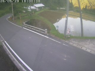 八頭町稗谷