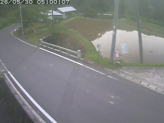 八頭町稗谷