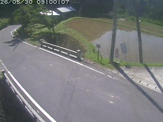 八頭町稗谷