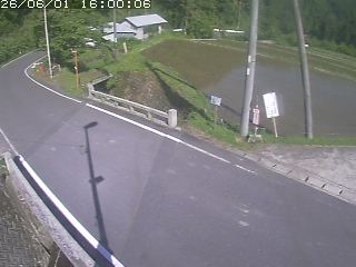 八頭町稗谷