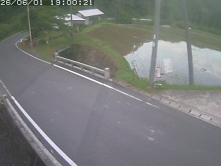 八頭町稗谷