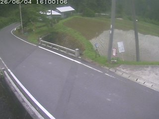 八頭町稗谷