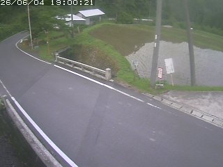 八頭町稗谷