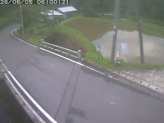八頭町稗谷