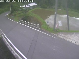 八頭町稗谷