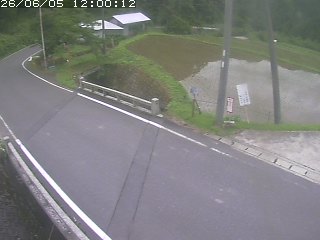 八頭町稗谷