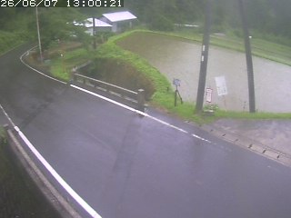 八頭町稗谷