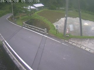 八頭町稗谷