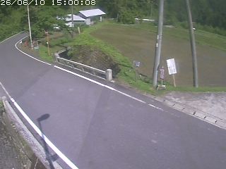 八頭町稗谷