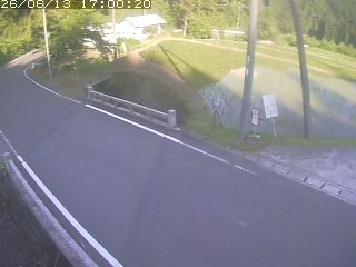 八頭町稗谷