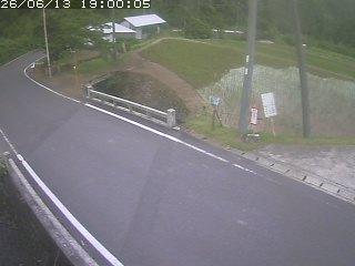 八頭町稗谷