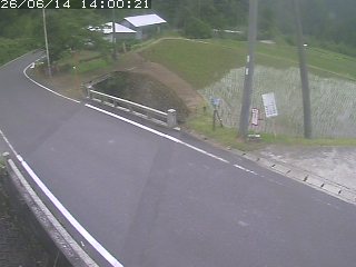 八頭町稗谷
