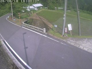 八頭町稗谷