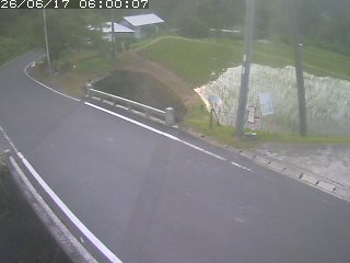 八頭町稗谷
