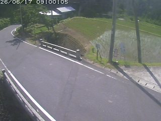 八頭町稗谷