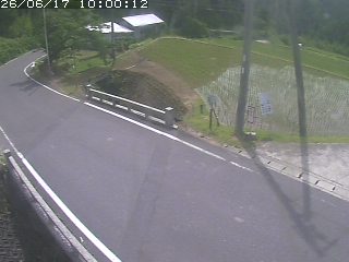 八頭町稗谷