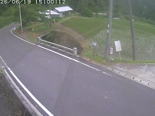 八頭町稗谷