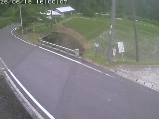 八頭町稗谷