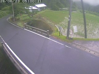 八頭町稗谷