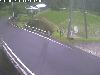 八頭町稗谷