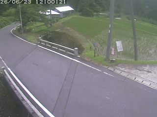八頭町稗谷