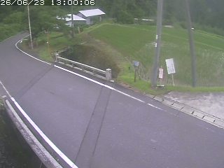 八頭町稗谷