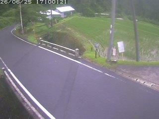 八頭町稗谷