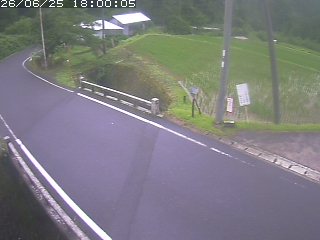 八頭町稗谷